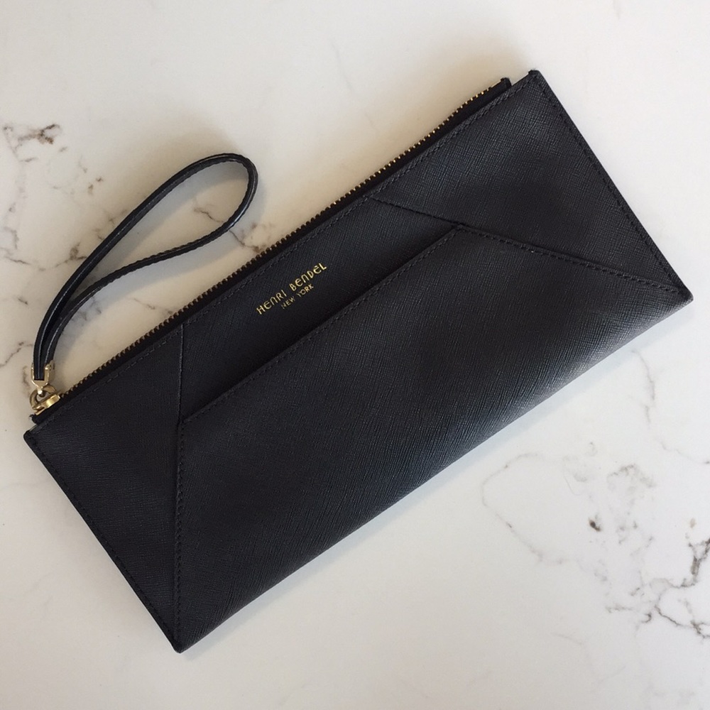 Henri Bendel Black Wristlet
